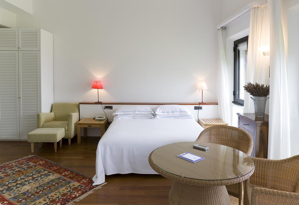 Deluxe Doppel-/Zweibettzimmer